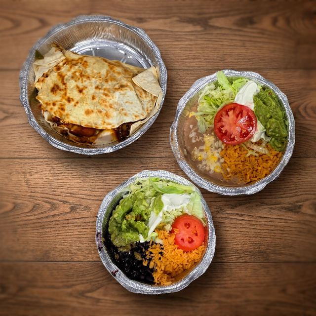 Fajita Quesadilla Grande.